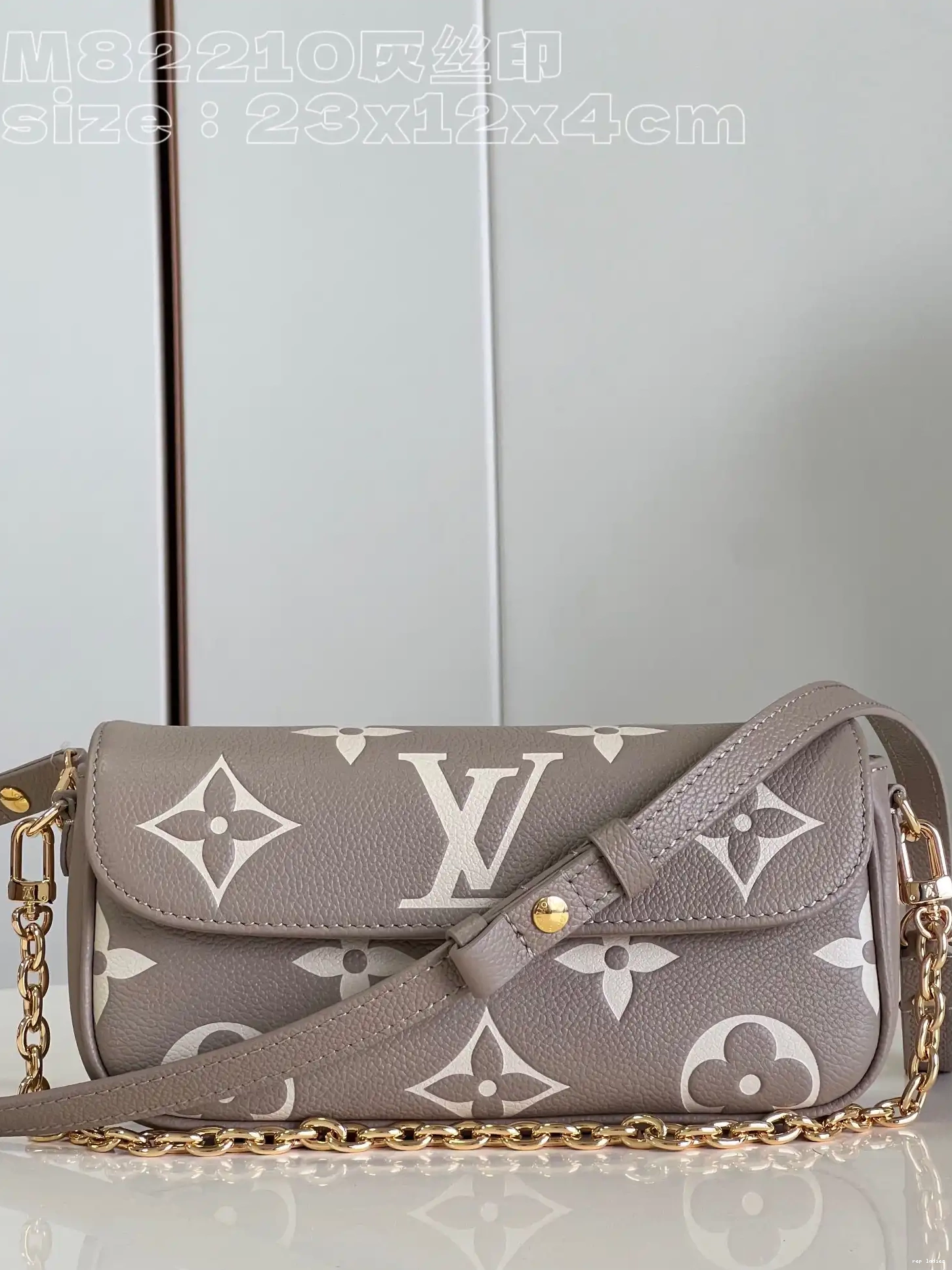 Cheap Ivy-23.5*12*4.3cm LOUIS Chain VUITTON on Wallet 0501